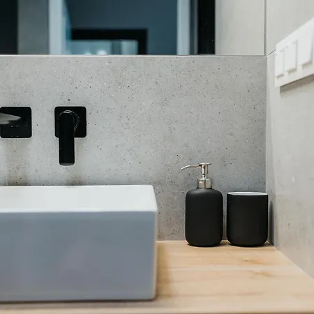 Domus Aurea Free Parking Garden Balcony * クラクフ