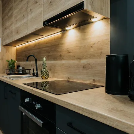 Lägenhet Domus Aurea Free Parking Garden Balcony *