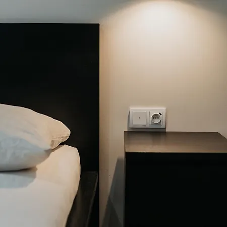 Domus Aurea Free Parking Garden Balcony Apartment