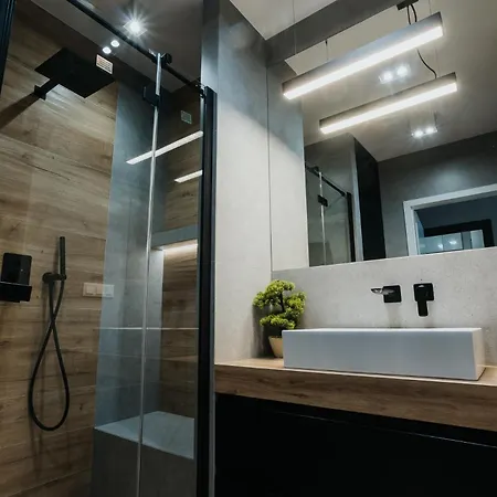 아파트 Domus Aurea Free Parking Garden Balcony *