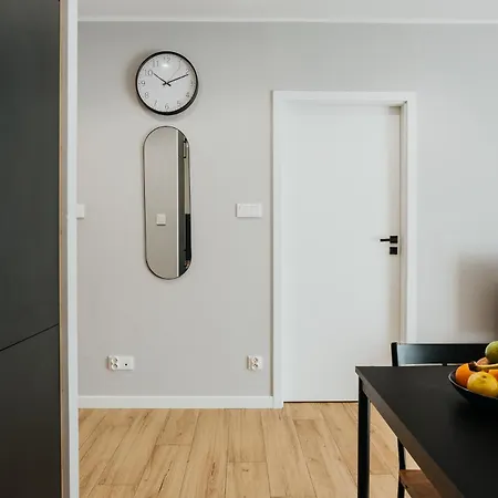 Domus Aurea — Garden, Balcony & Free Parking *