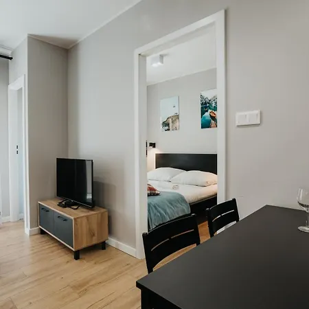 Lägenhet Domus Aurea — Garden, Balcony & Free Parking